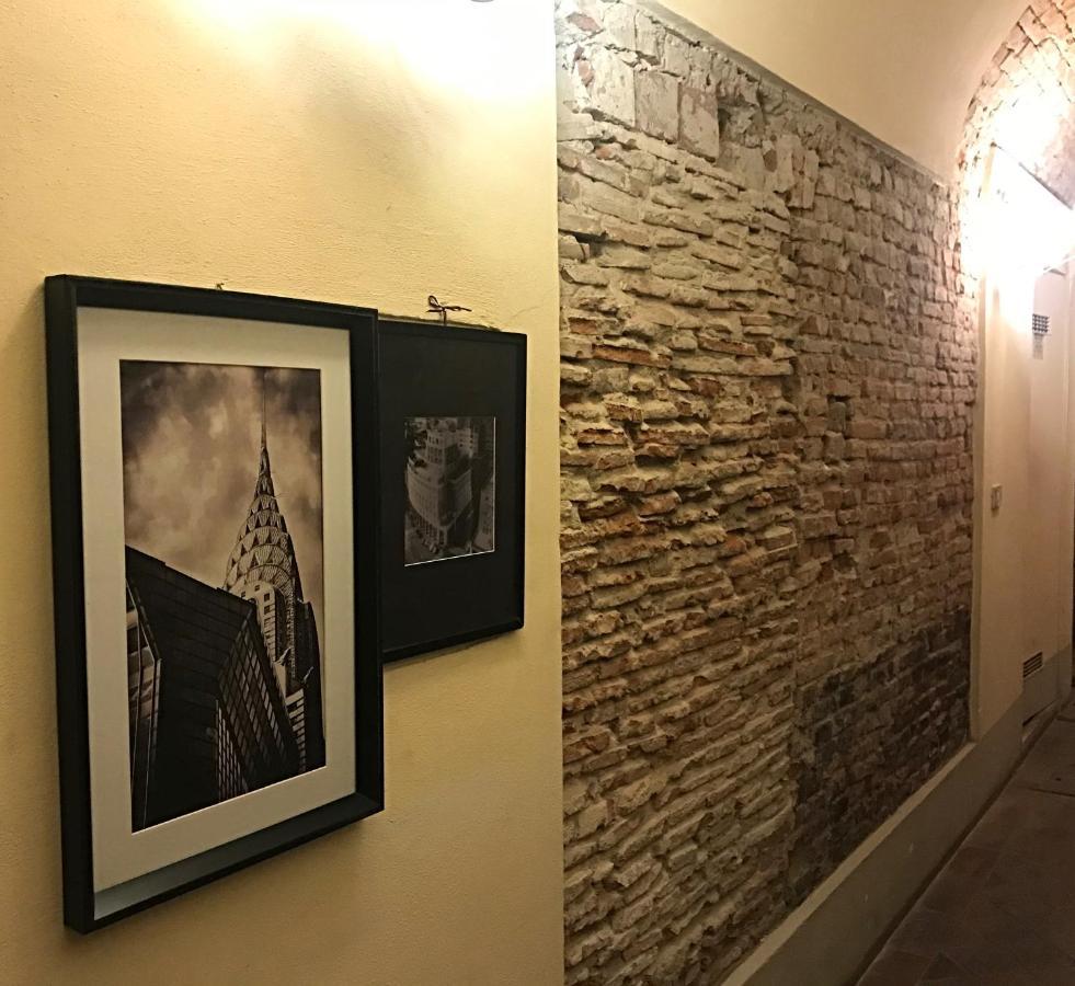 Apartamento Hostly - Garden House Near The Tower - Historical House With Private Garden Pisa Exterior foto